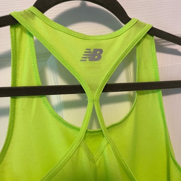 New Balance Racerback Tank top -Youth size 10-12 - Picture 5 of 6